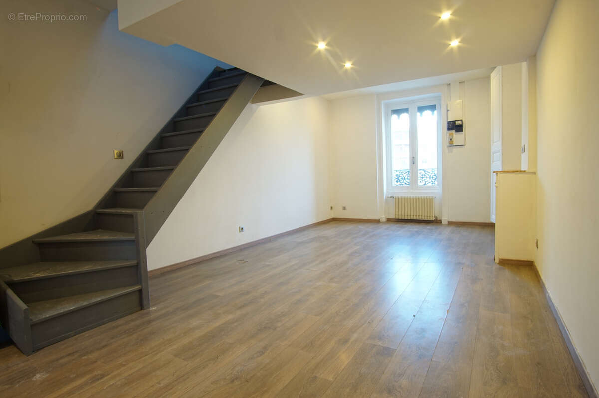 Appartement à GIVORS