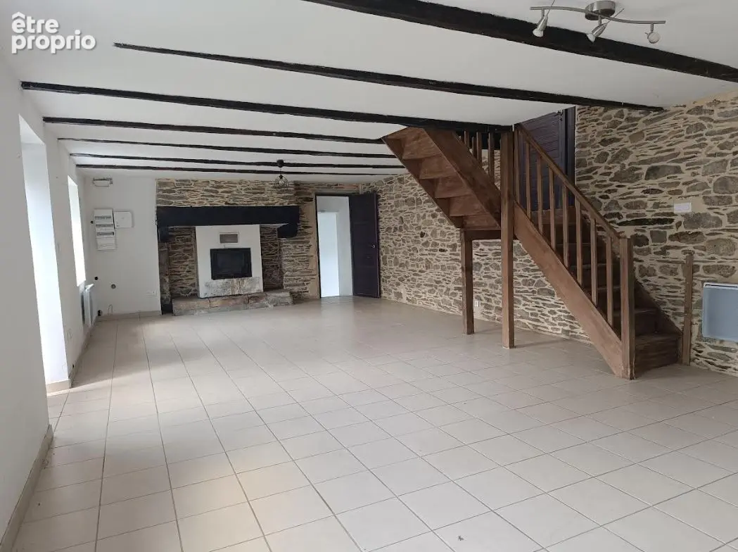 29520 Laz maison en partie restaurée avec 5 chambres 2 grandes pièces de 26 m² et 46 m² - photo 2