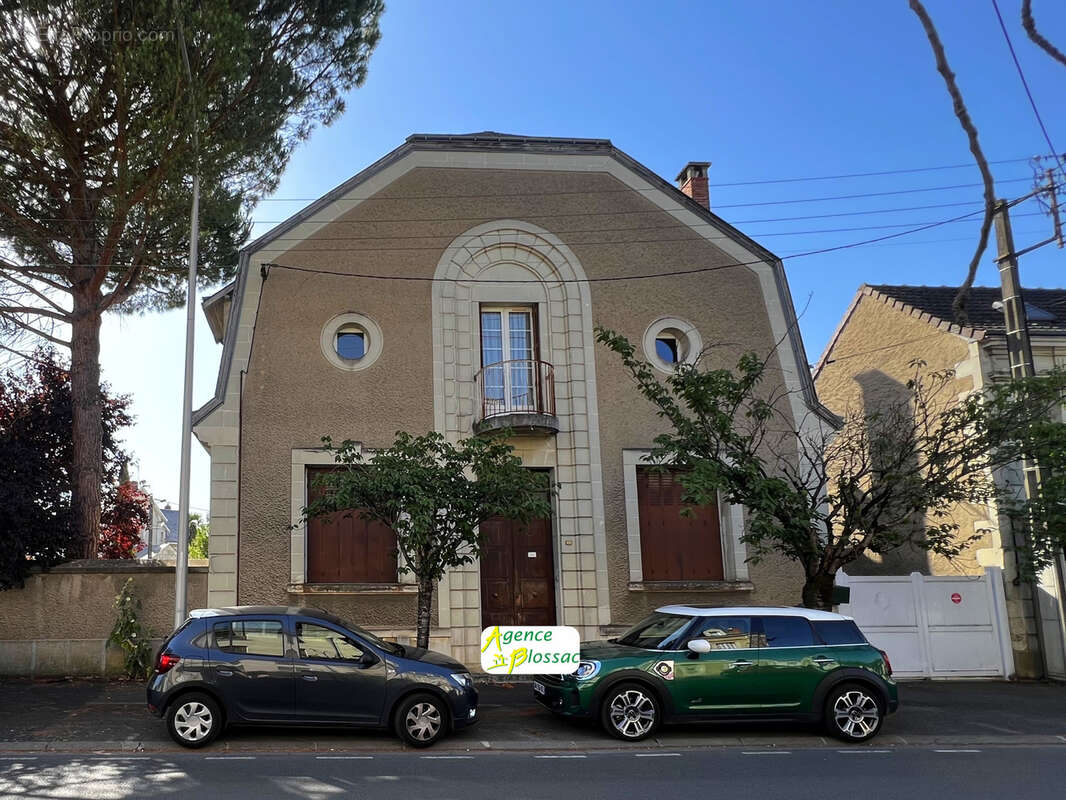 Maison à CHATELLERAULT