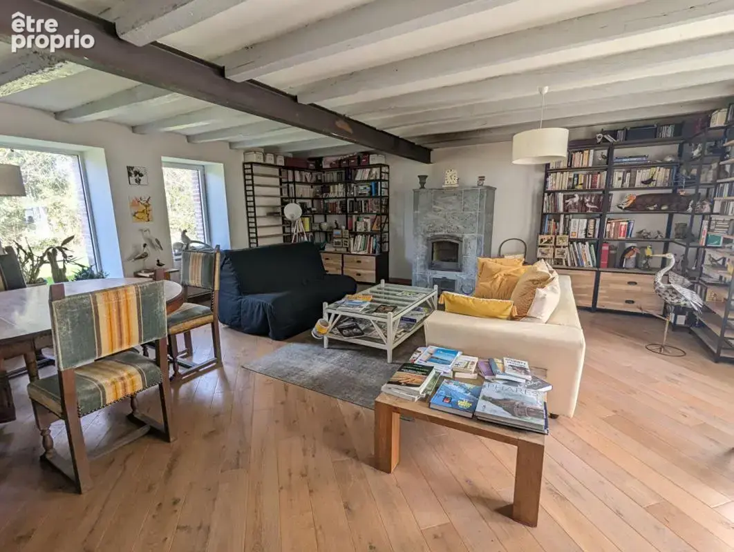 Maison , terrain 5 200m² - photo 3