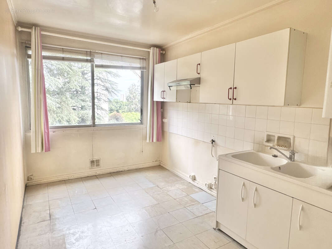 Appartement à LYON-5E