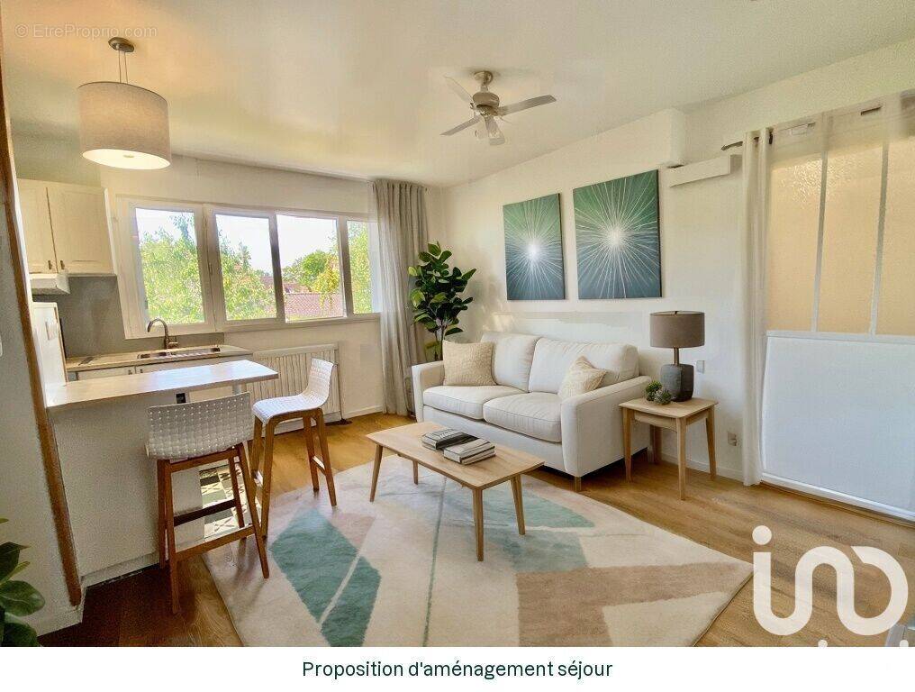 Photo 1 - Appartement à BURES-SUR-YVETTE