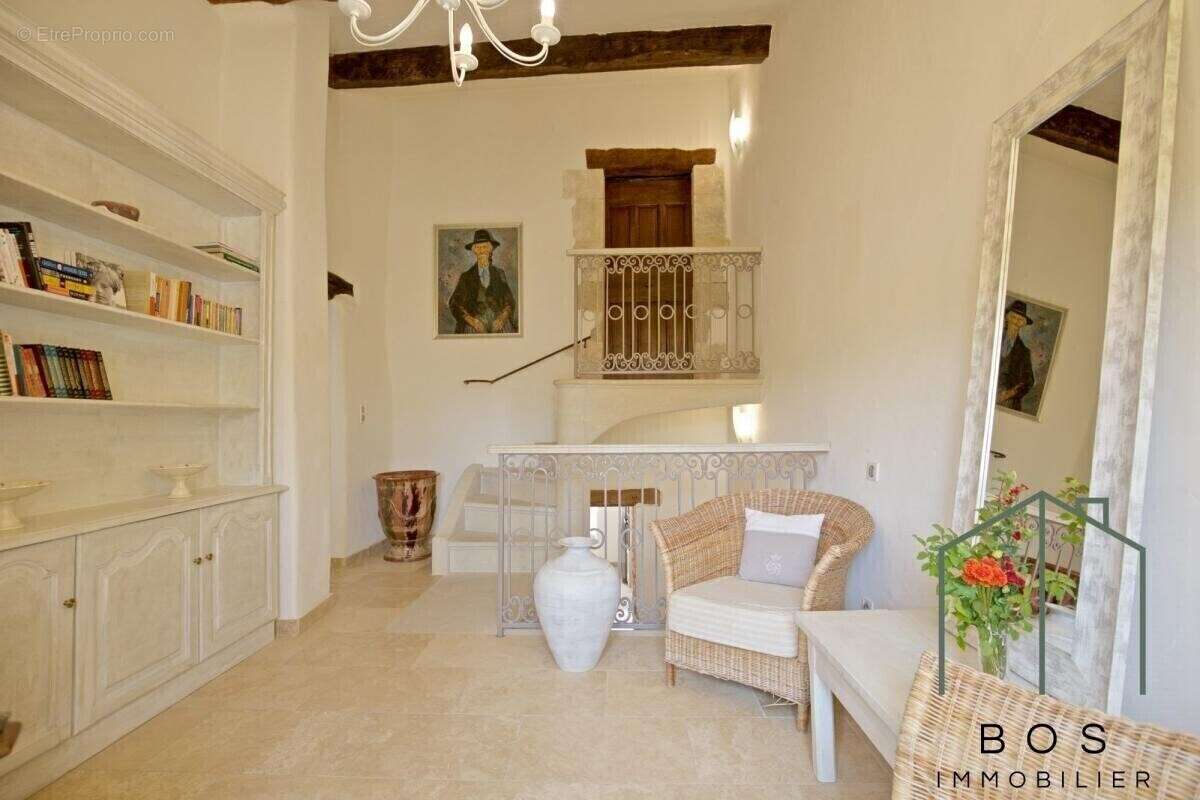 Maison à BONNIEUX