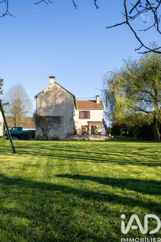 Photo 1 - Maison à COULOMMIERS