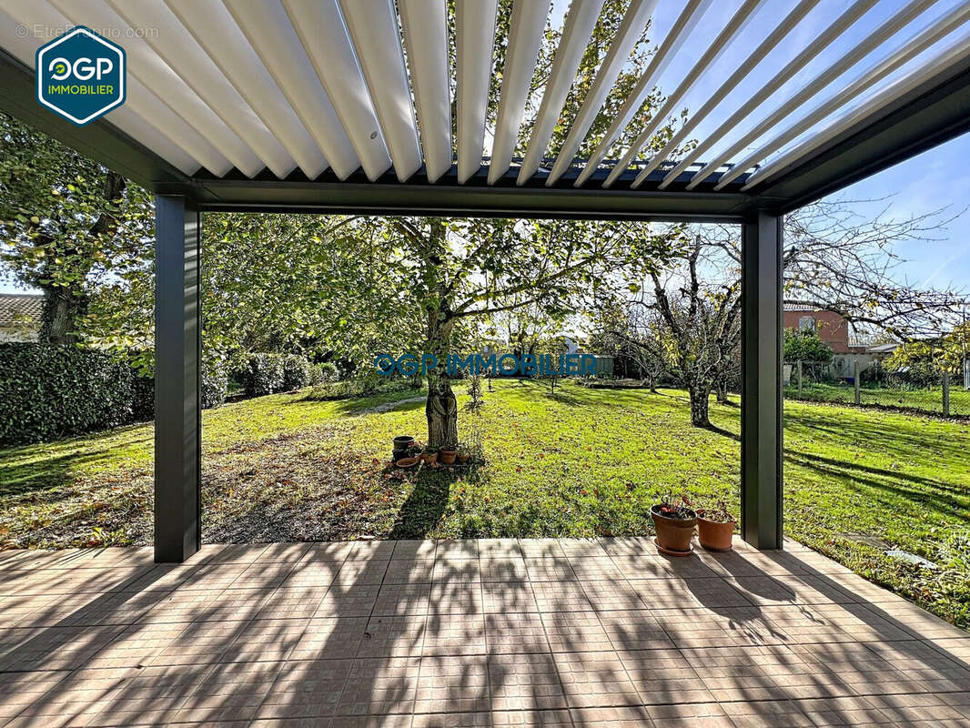 Maison à SAINT-SULPICE