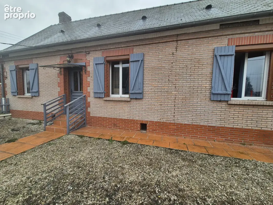 Maison à LA FERTE-CHEVRESIS
