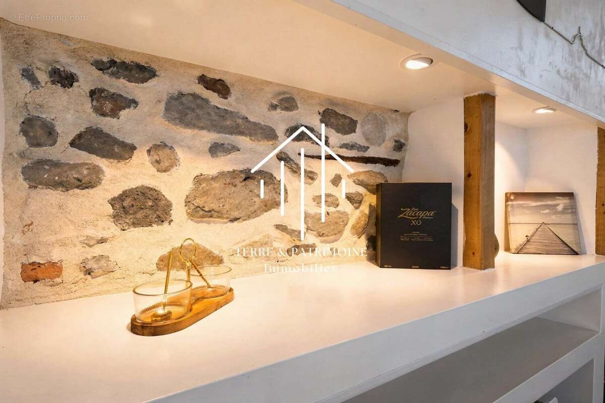 Maison à LUSSAS