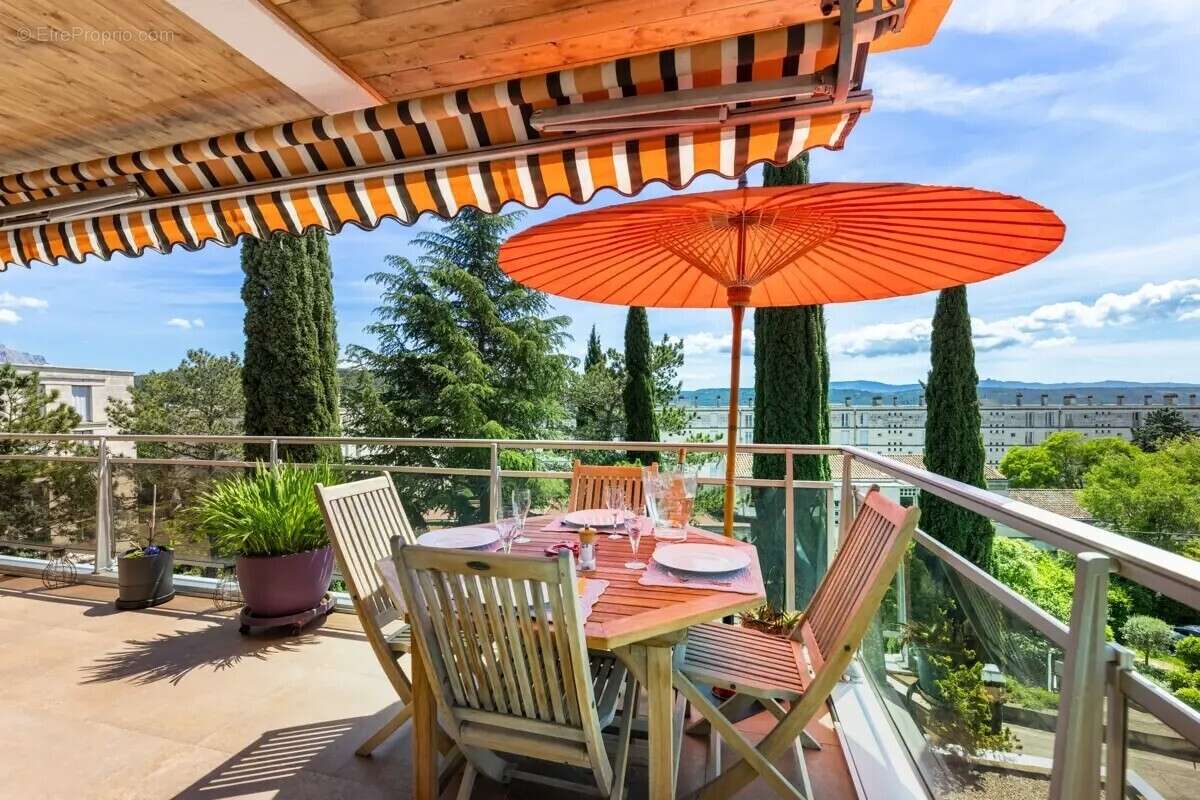 Appartement à AIX-EN-PROVENCE
