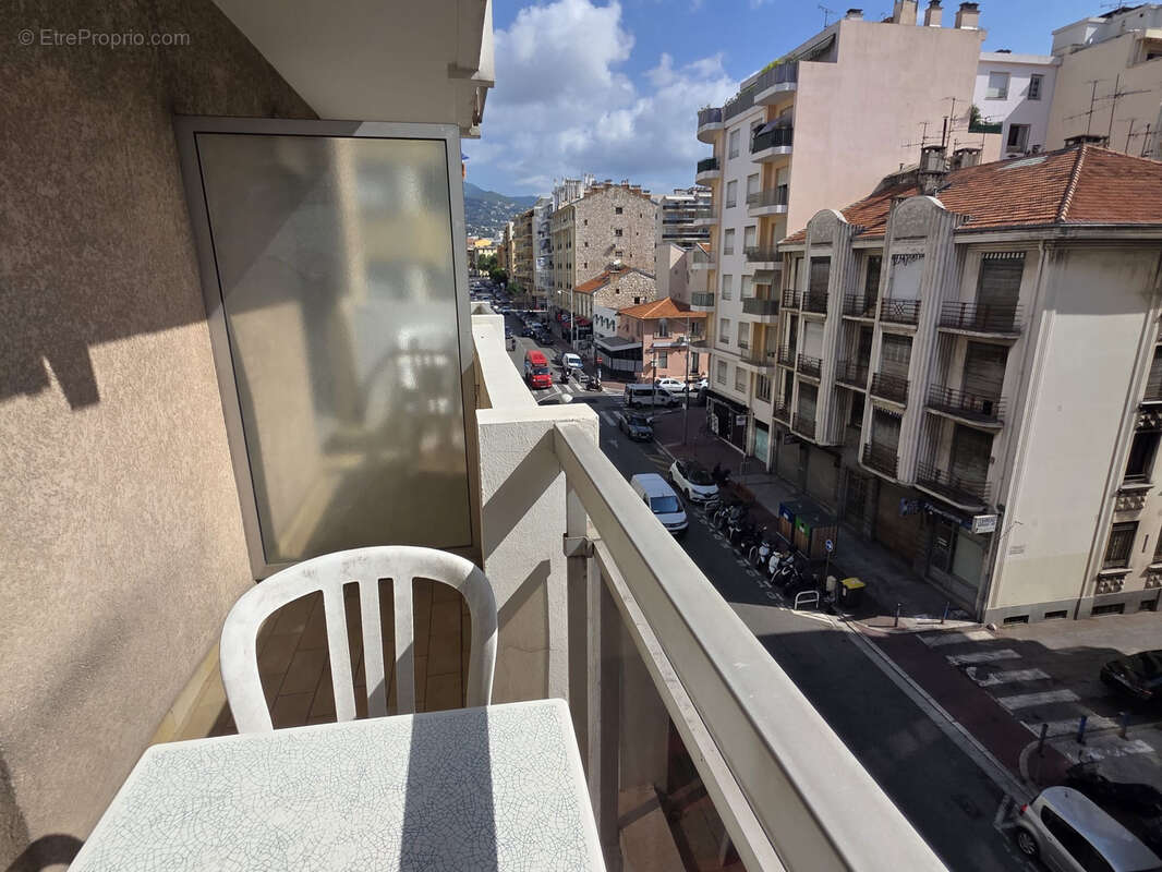Opportunité rare à nice   quartier libération - photo 2