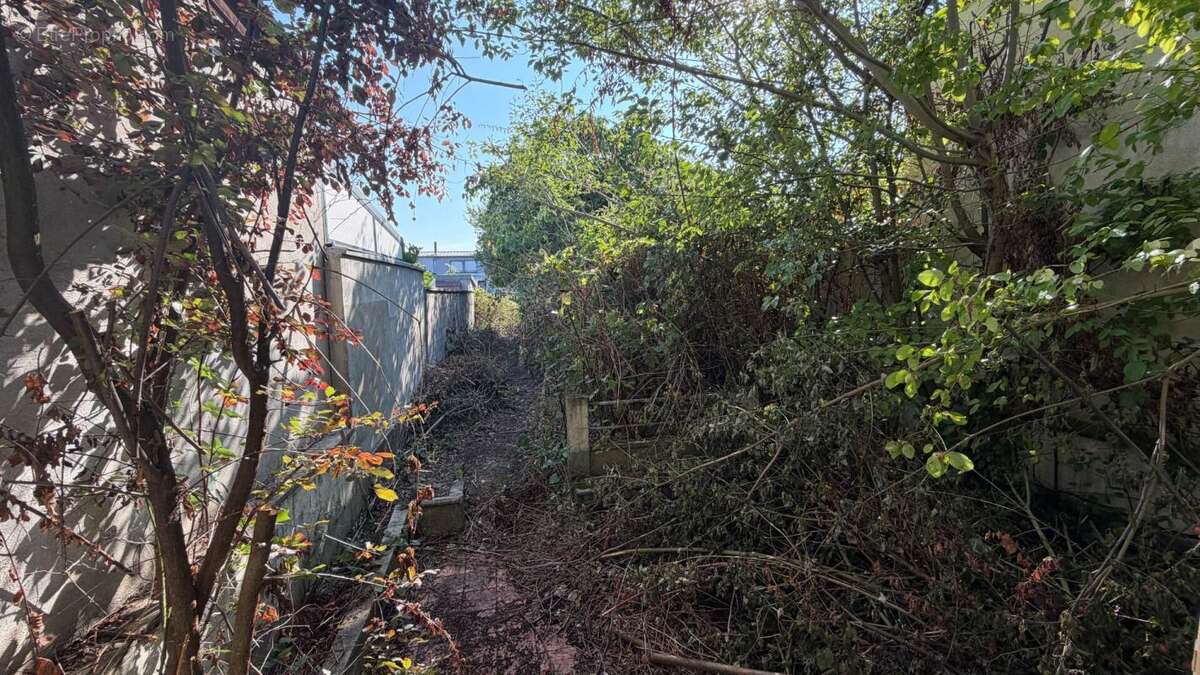 Premier achat ou investissement : maison 63m2, 3 chambres, avec jardin et avec fort potentiel d'évolution - photo 3