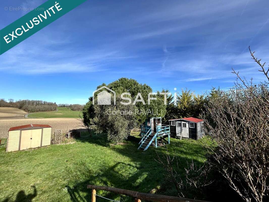 Photo 6 - Maison à VILLEBOIS-LAVALETTE