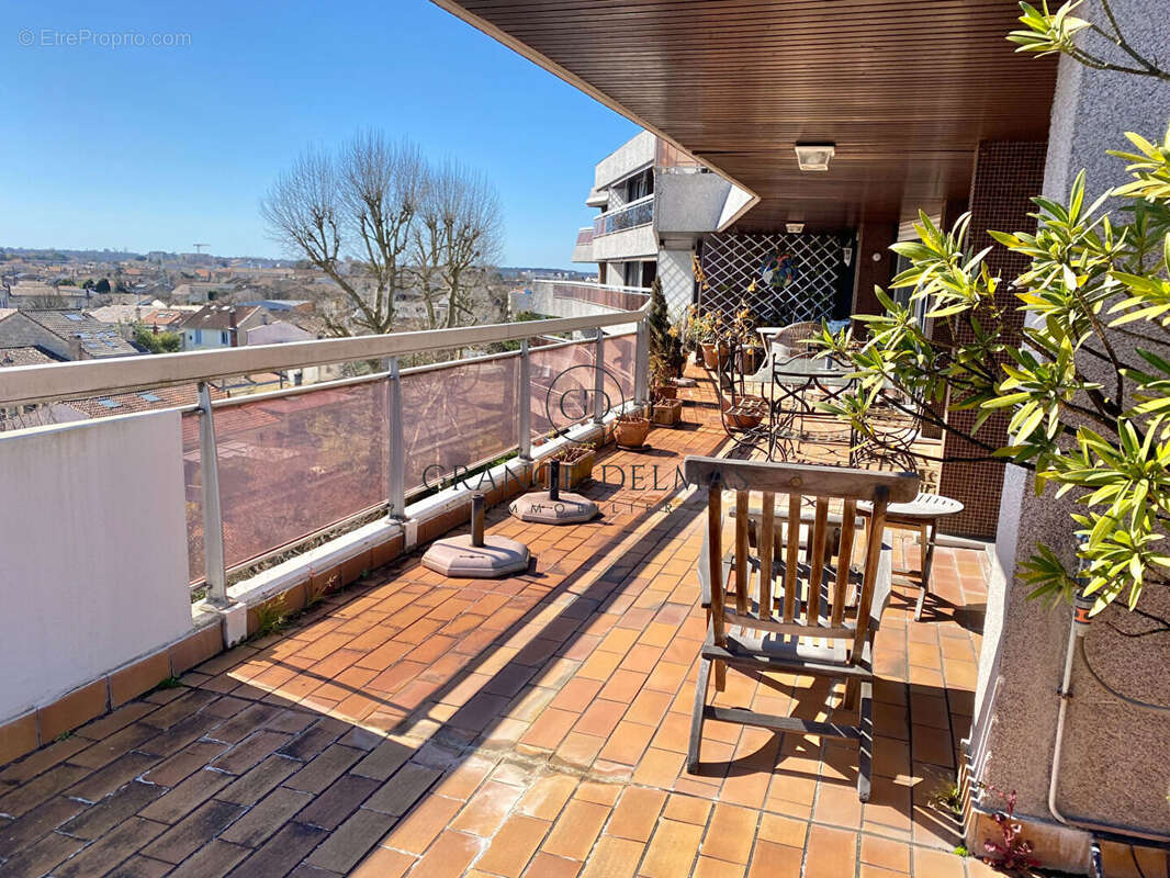 Appartement à BORDEAUX