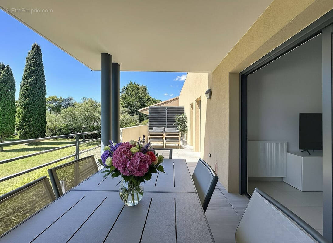 Appartement à MOUGINS