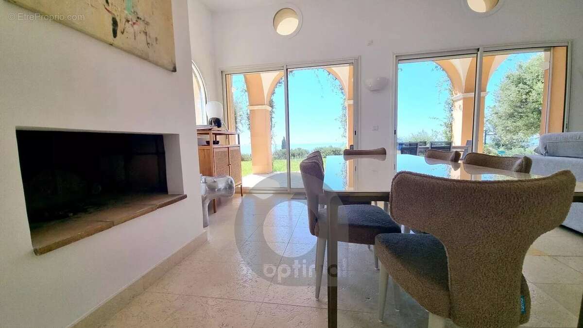 Maison à ROQUEBRUNE-CAP-MARTIN