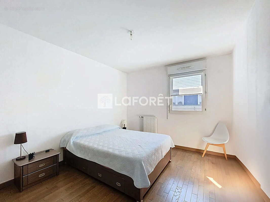 Appartement à VERNEUIL-SUR-SEINE