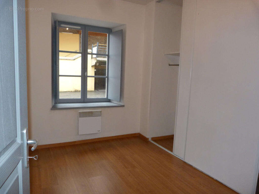 P1100319 - Appartement à OLORON-SAINTE-MARIE