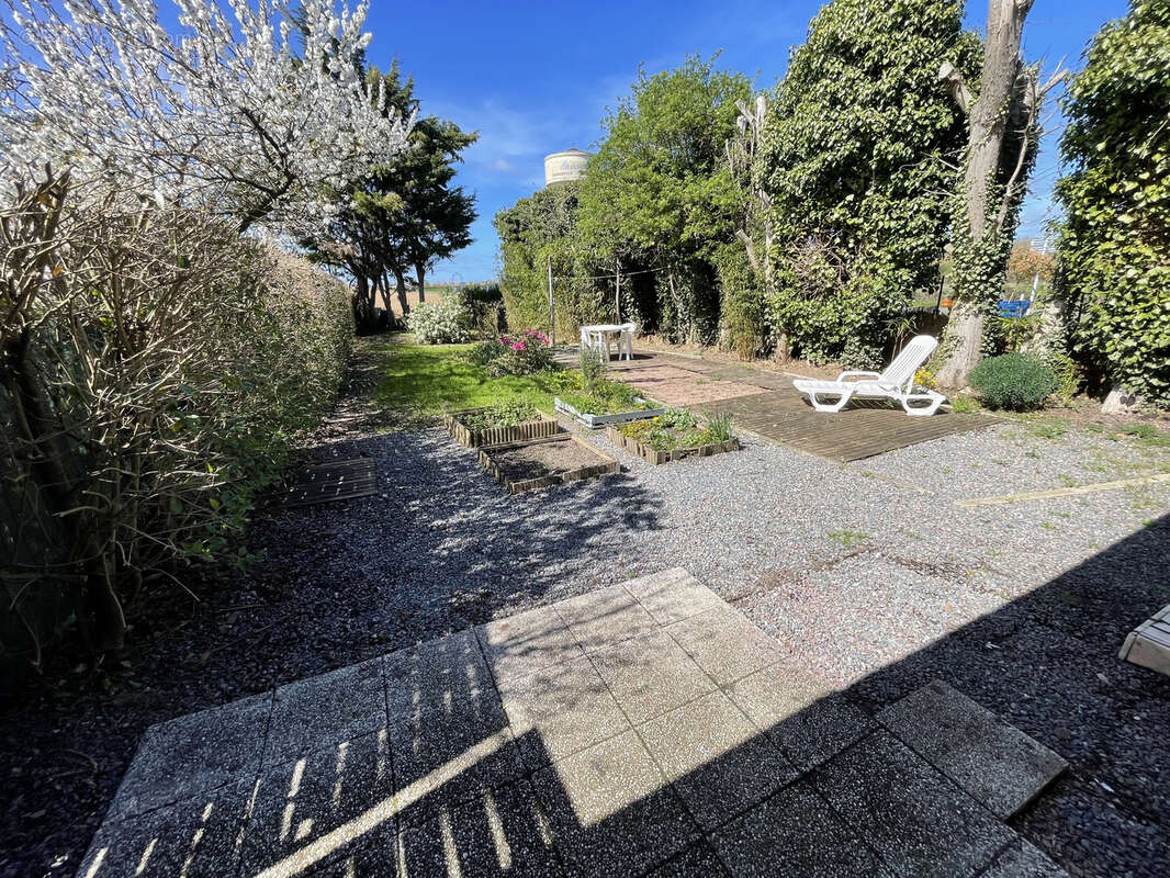 Maison à COLLEVILLE-MONTGOMERY