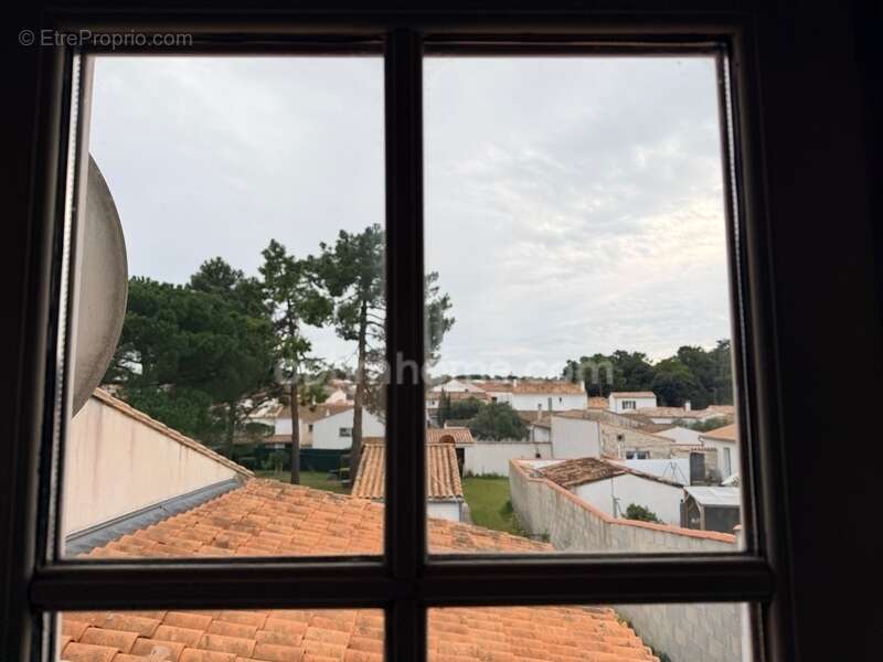 Appartement à LA FLOTTE