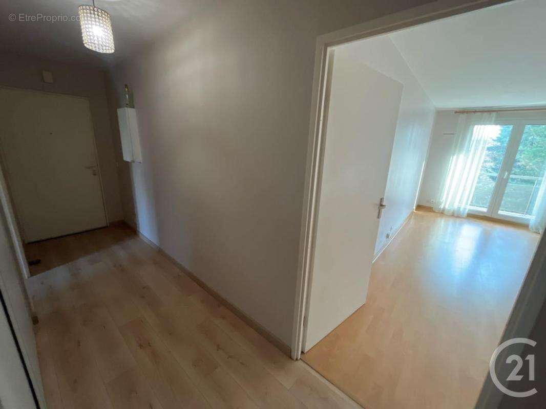 Appartement à BONNEUIL-SUR-MARNE