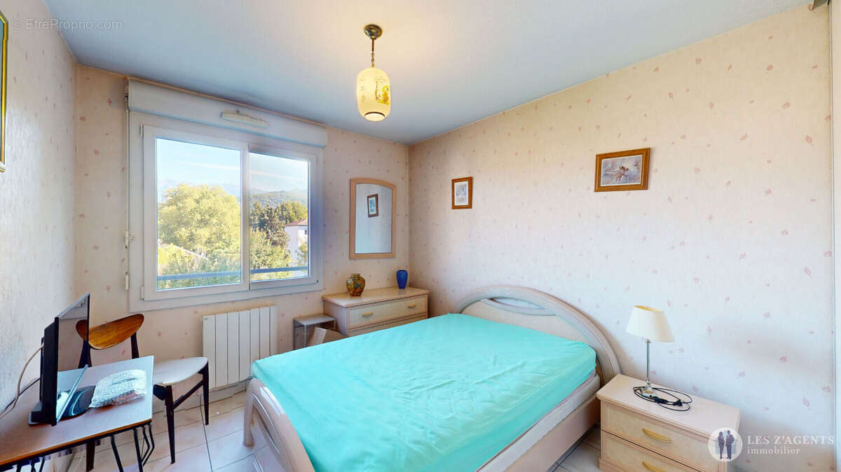 Appartement à SAINT-MARTIN-D&#039;HERES