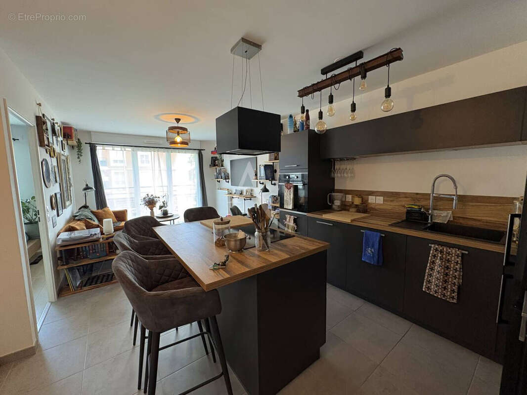 Appartement à OZOIR-LA-FERRIERE