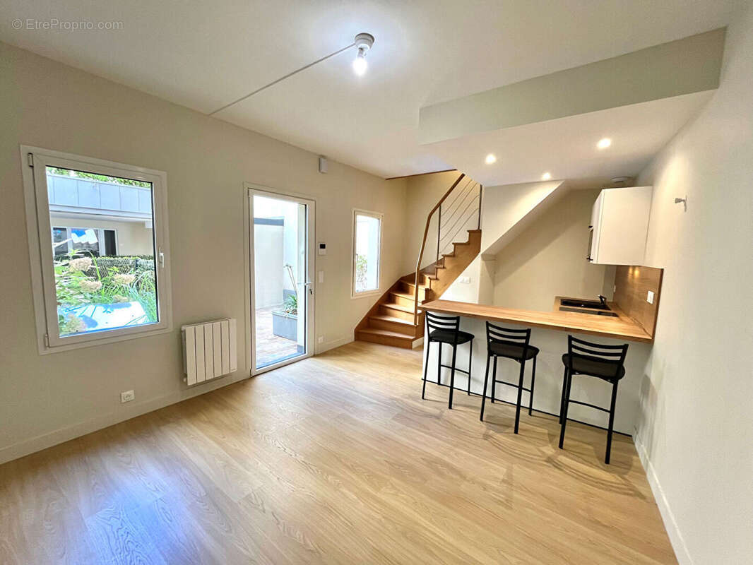 Maison avec cour Paris 16ème - photo 2