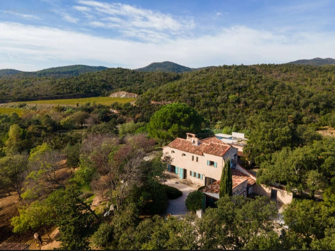 Maison à LA LONDE-LES-MAURES