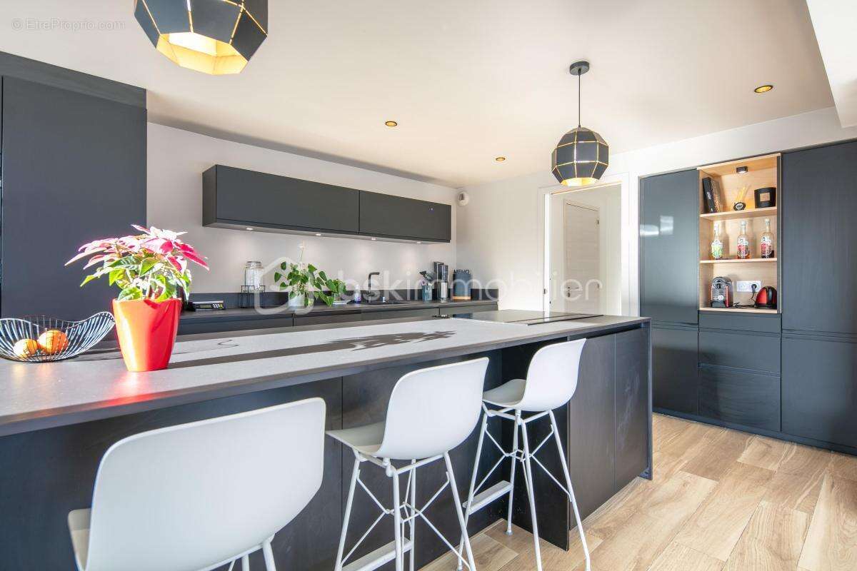 Maison à VARCES-ALLIERES-ET-RISSET