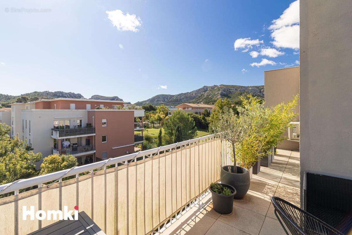 Appartement à MARSEILLE-9E