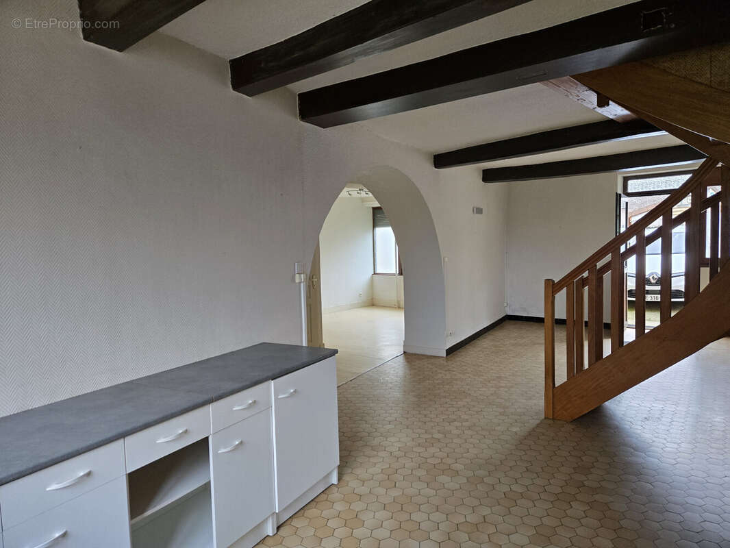 Maison à MUSSY-SOUS-DUN