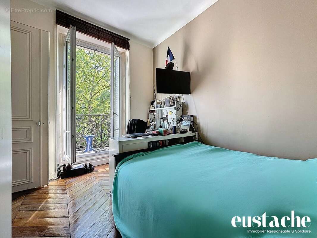 Appartement à PARIS-10E