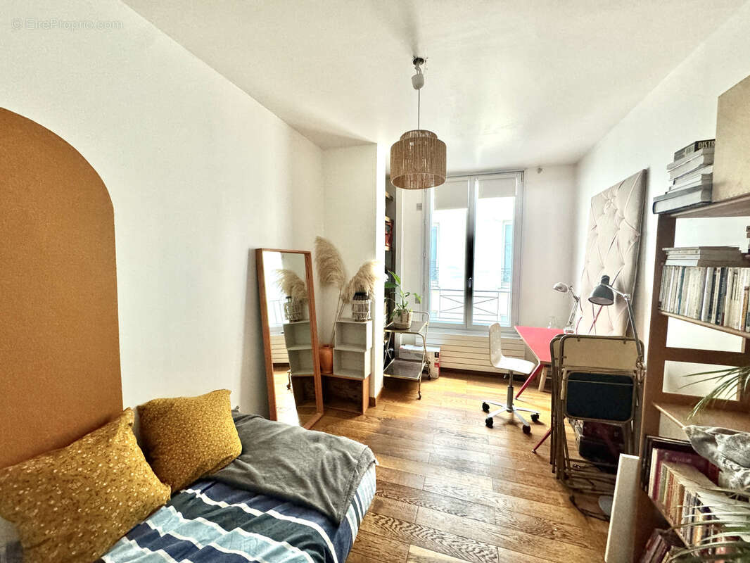 Appartement à PARIS-11E