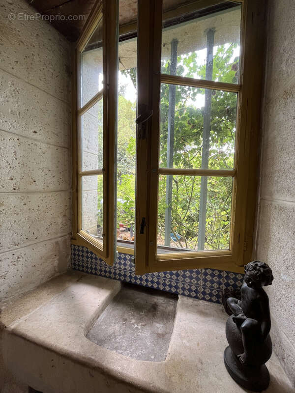 Maison à ROULLET-SAINT-ESTEPHE