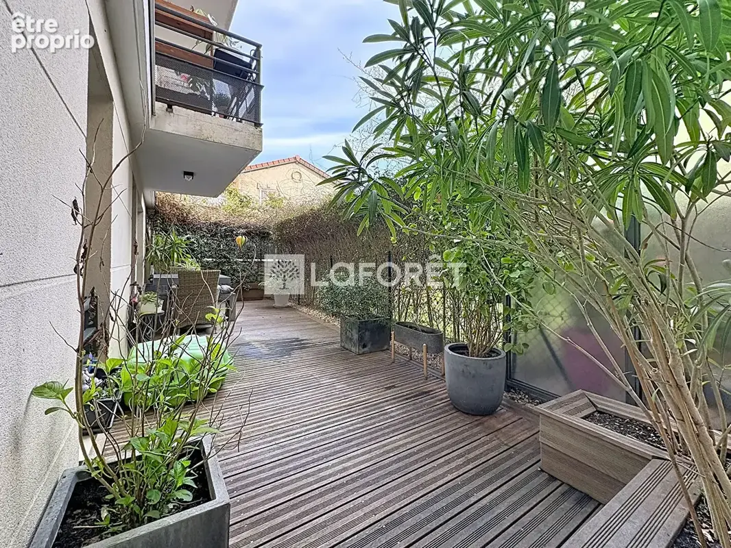 Appartement Suresnes 3 pièce(s) 75 m2 - photo 4