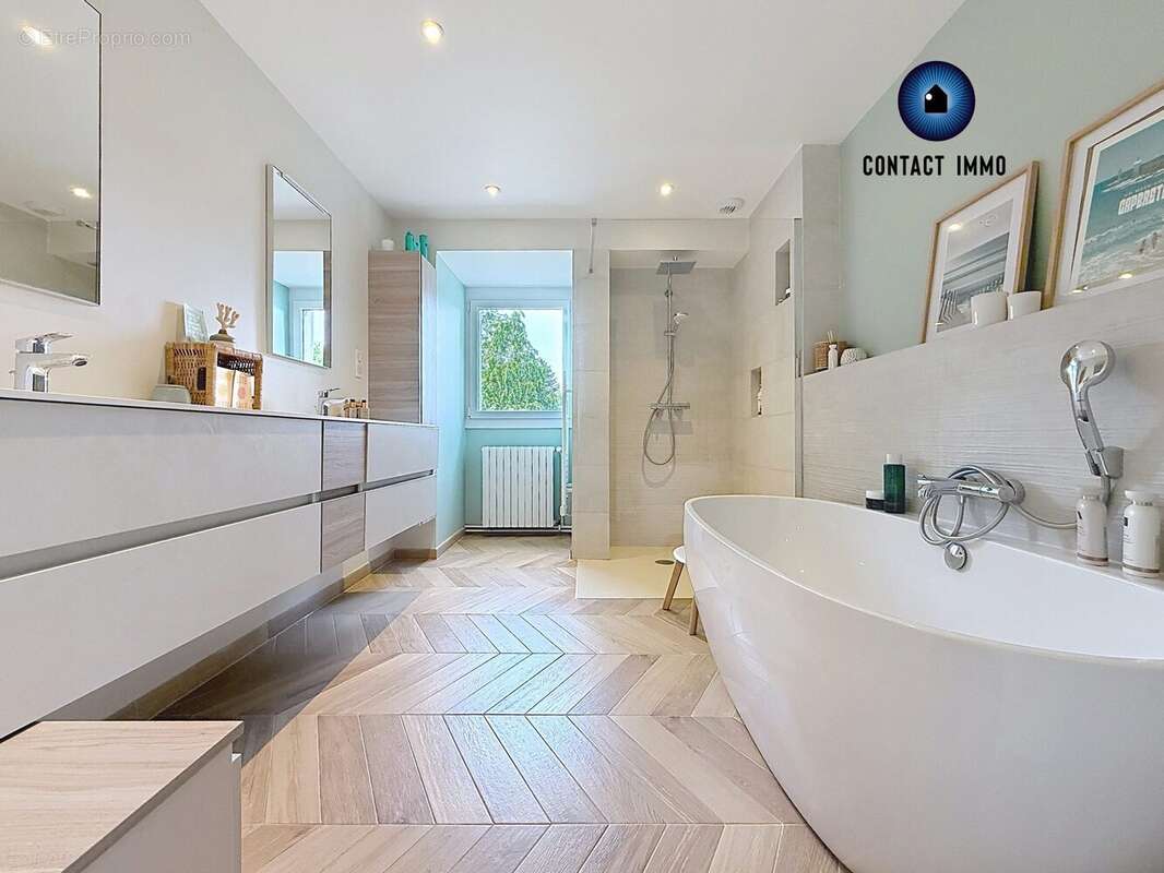 Maison 348 m² à Brive-La-Gaillarde  - photo 3