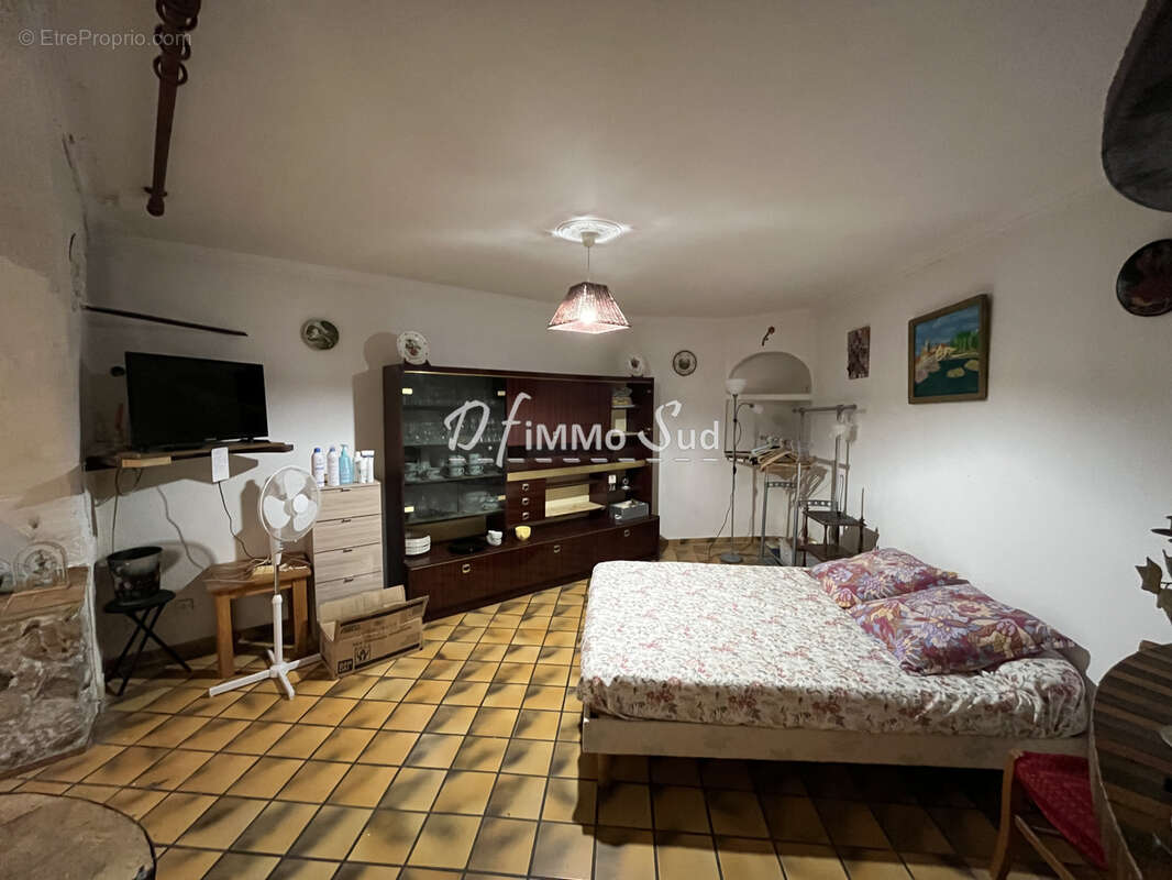 Maison de ville de 110 m2 avec terrasse tropezienne - photo 12