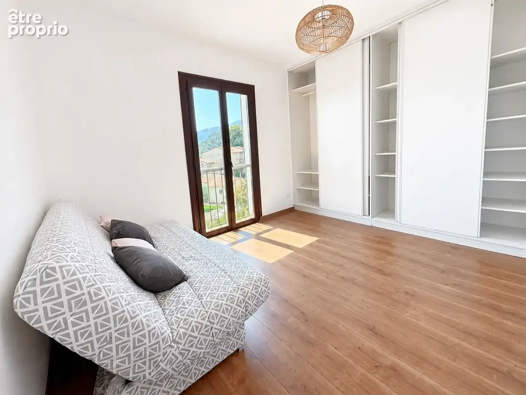 Maison T4 — Garage / piscine — Vue mer panoramique - photo 11