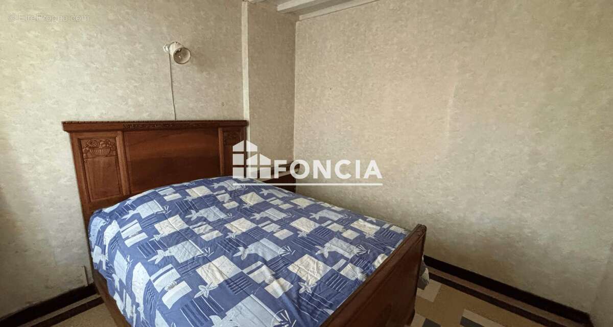 Maison à FRESNAY-SUR-SARTHE