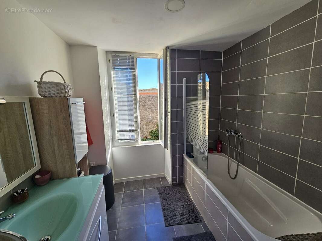 Maison à LAURE-MINERVOIS