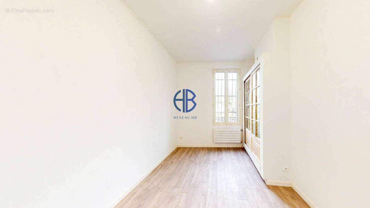 Appartement à AUBERVILLIERS
