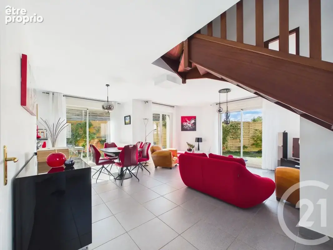 Maison 5 pièces 102 m² à vendre à Le Coudray (28630) - photo 2