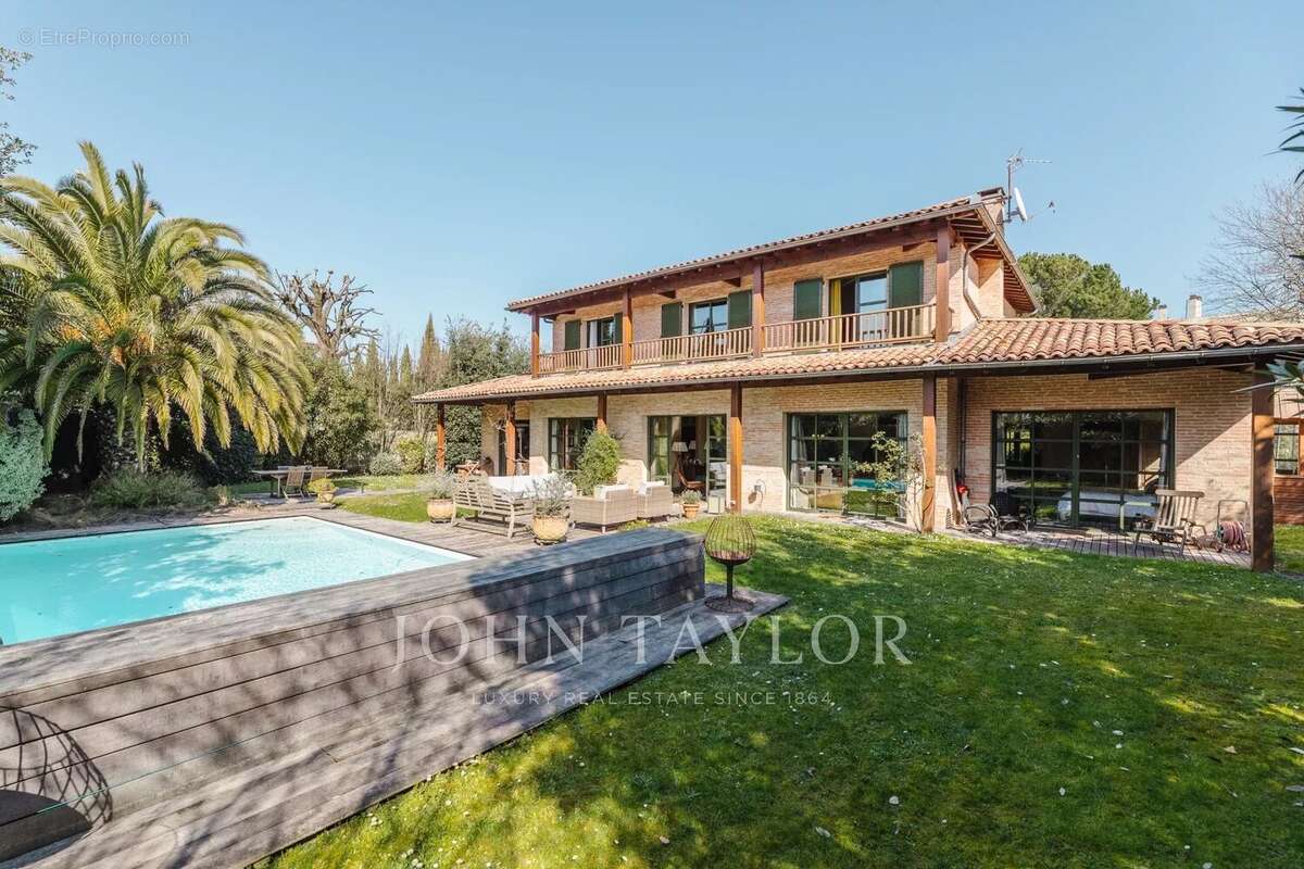 Maison à LE BOUSCAT