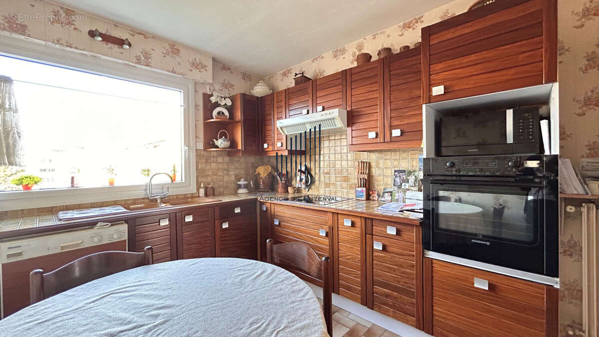 Appartement à RUEIL-MALMAISON