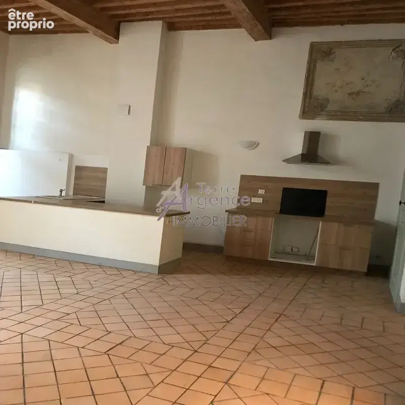 Photo Appartement à Beaucaire au prix de 99 000€