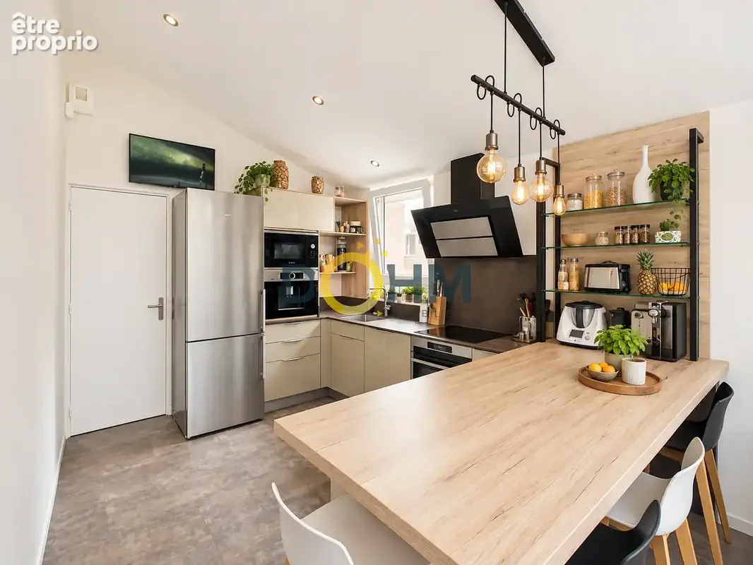 Maison T6 de 161 m2 avec vue exceptionnelle sur le Puy - photo 8