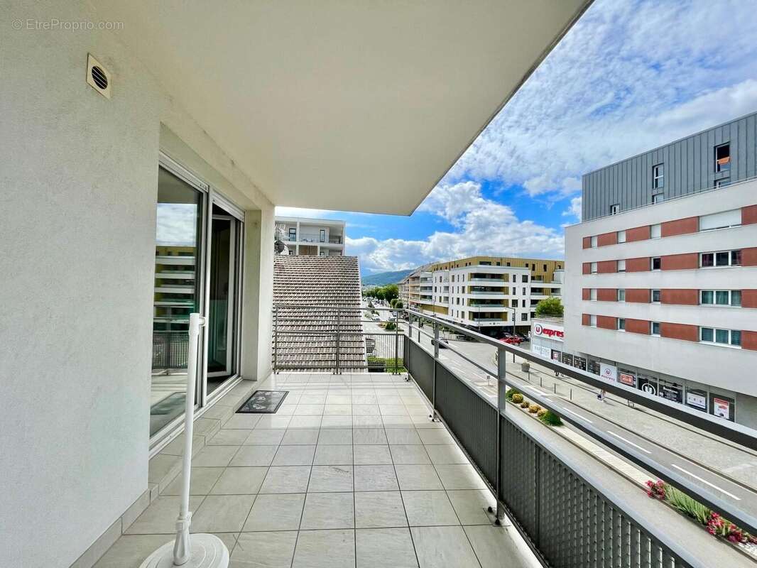 Appartement à MEYTHET
