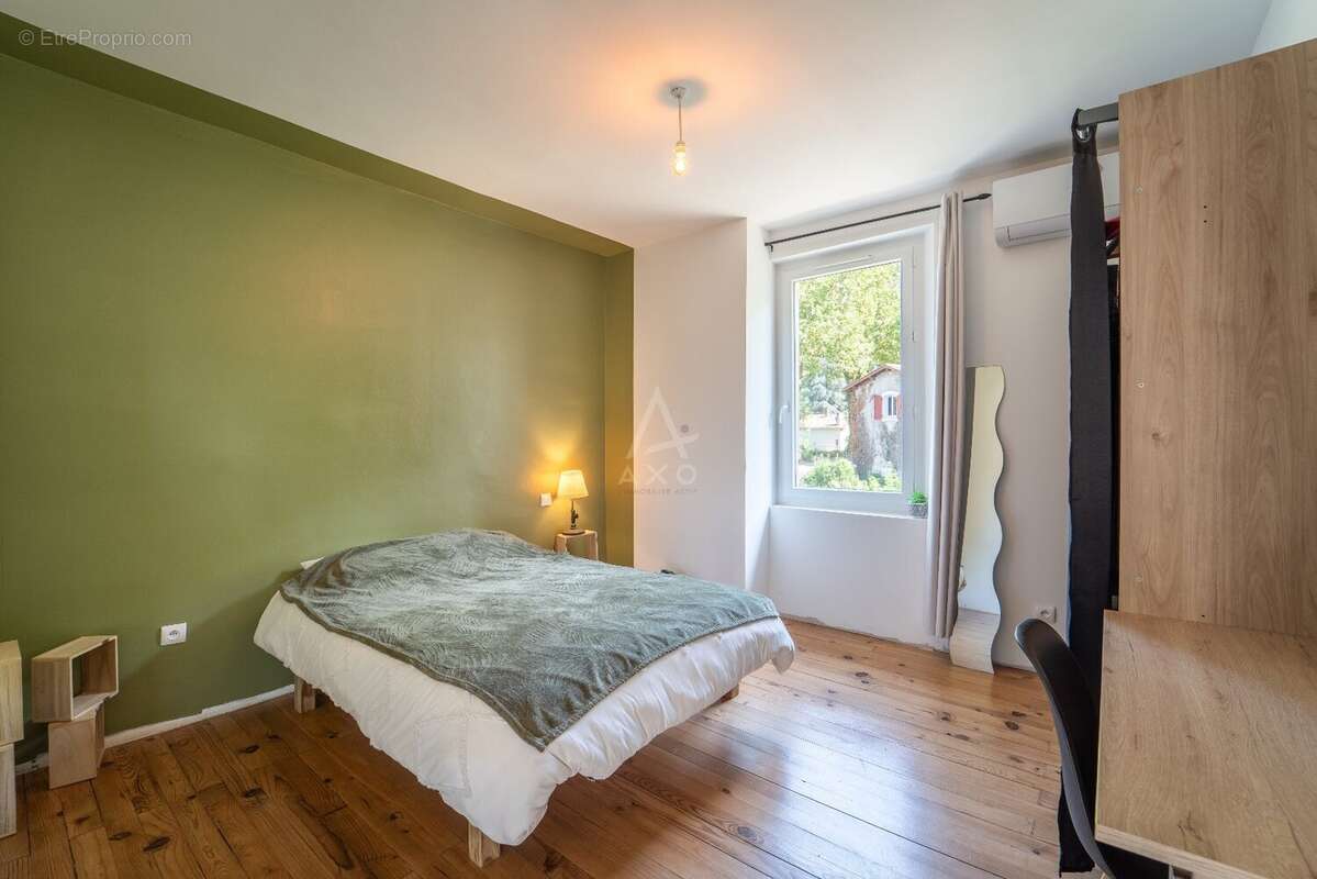 Maison de village rénovée avec garage et jardin - photo 5