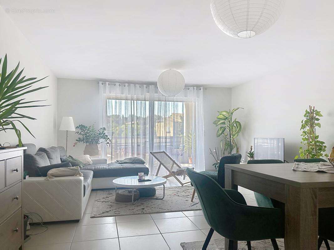 Exclusivité Villeneuve Appartement T4 105m² Terrasse Parking - photo 5