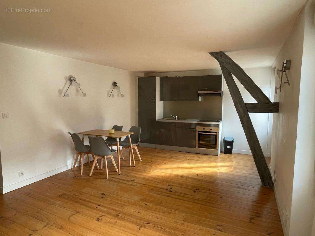 Appartement à ARPAJON