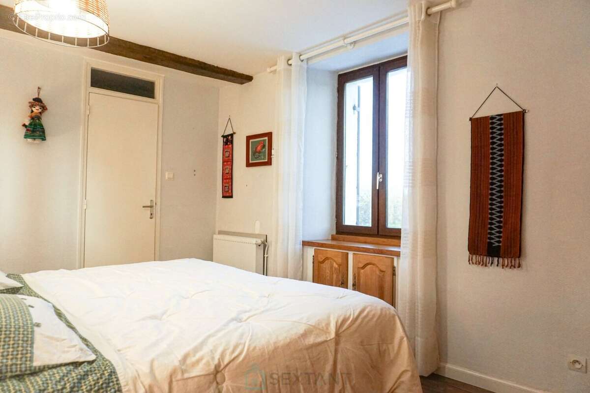 Maison à SAINT-JORY-DE-CHALAIS